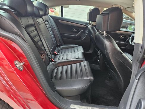 Used 2013 Volkswagen CC Sport image 17