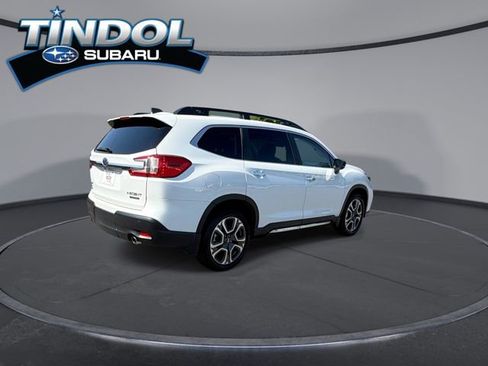 Certified 2025 Subaru Ascent Touring w/ Popular Package #2 AWD/4WD image 8