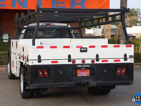 Used 2019 Ford F550 2WD Regular Cab Super Duty image 9