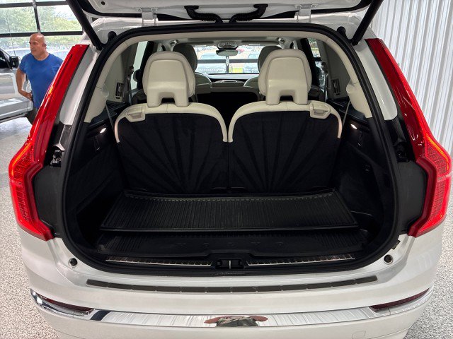 Used 2024 Volvo XC90 B5 Core w/ Protection Package Premier AWD/4WD image 28