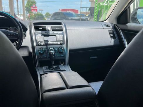 Used 2012 MAZDA CX-9 Touring w/ Moonroof & Bose Audio Pkg AWD/4WD image 18