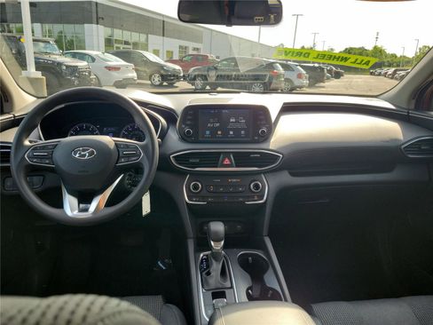 Used 2019 Hyundai Santa Fe SE AWD/4WD image 10
