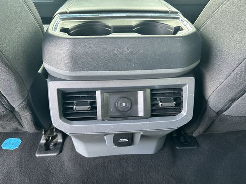 Used 2025 Ford F250 XLT w/ FX4 Off-Road Package AWD/4WD image 14