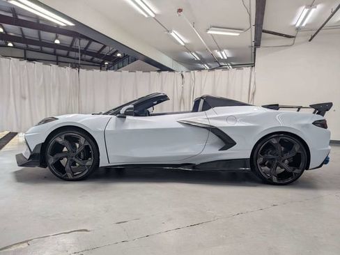 Used 2023 Chevrolet Corvette Stingray Premium Conv w/ 3LT image 25