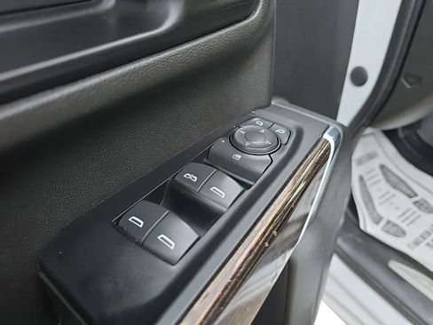 Used 2022 GMC Sierra 2500 SLE w/ SLE Value Package; AWD/4WD image 10