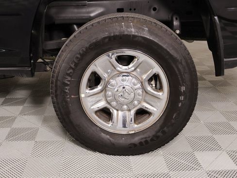 Used 2024 RAM 2500 Big Horn w/ Bed Utility Group image 17