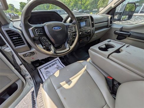Used 2020 Ford F550 2WD Crew Cab Super Duty image 20