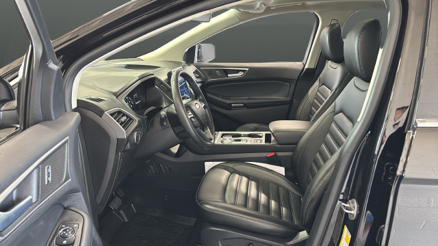 Used 2022 Ford Edge SEL AWD/4WD image 9
