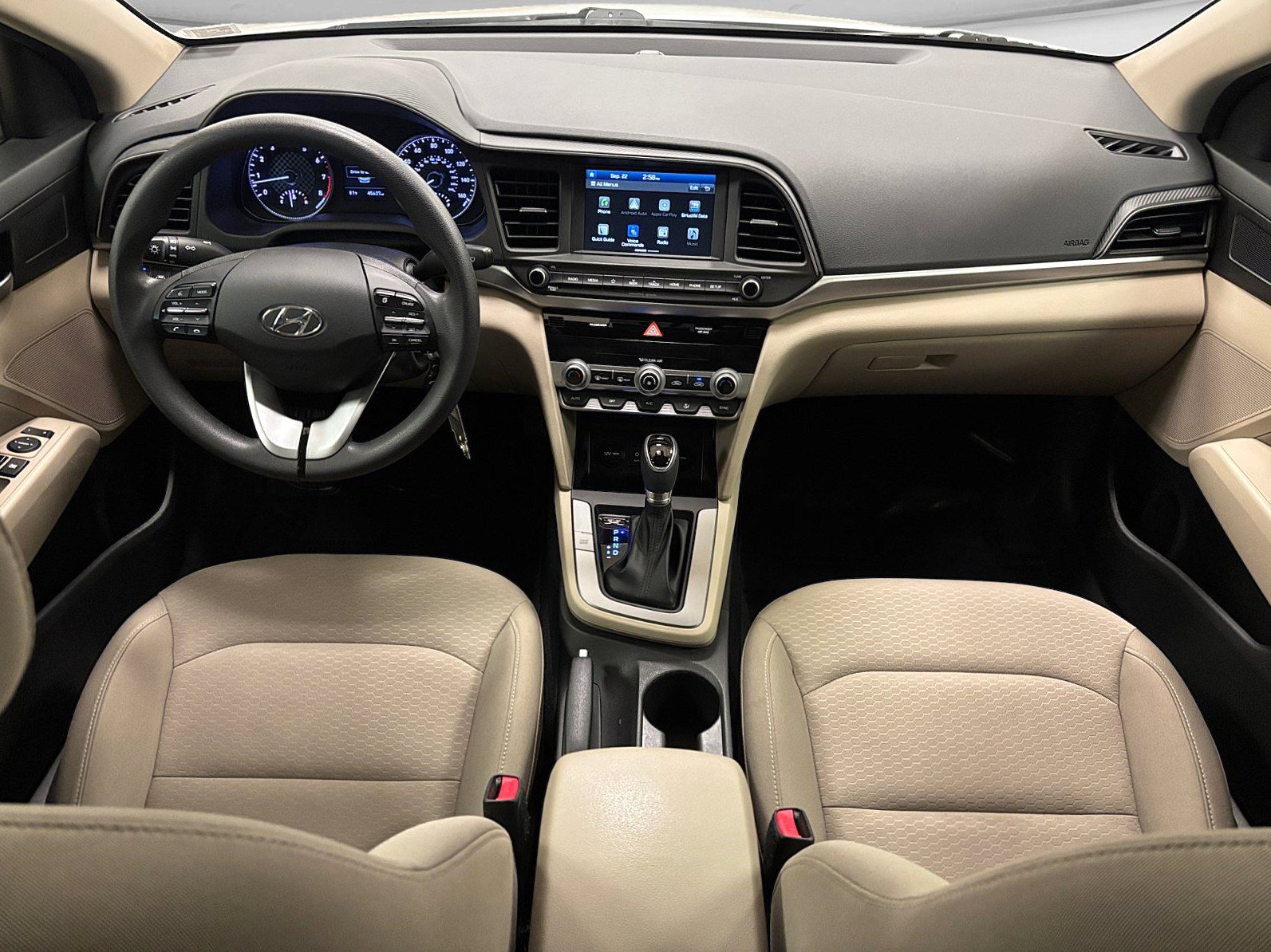 Used 2020 Hyundai Elantra SEL FWD image 13