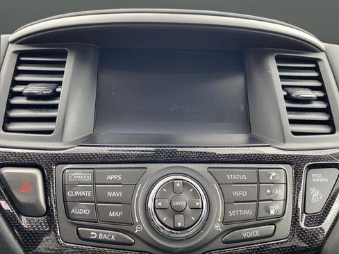 Used 2019 Nissan Pathfinder SL image 21
