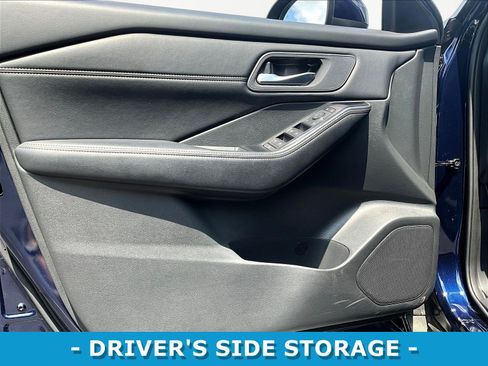Used 2026 Nissan Rogue SL FWD image 20