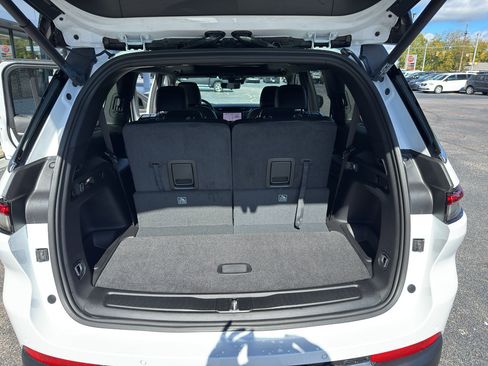 New 2025 Jeep Grand Cherokee L Limited w/ Luxury Tech Group II image 30