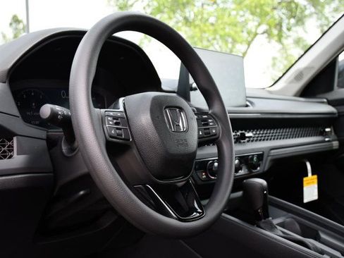 New 2026 Honda Accord SE image 10