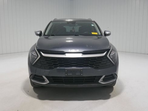 Used 2023 Kia Sportage EX image 2