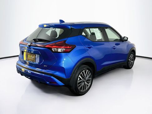 Used 2023 Nissan Kicks SV FWD image 9