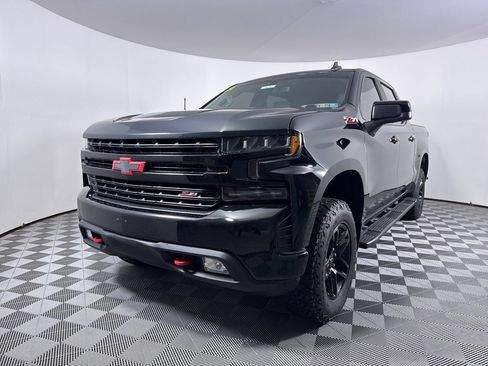 Used 2021 Chevrolet Silverado 1500 LT Trail Boss AWD/4WD image 15