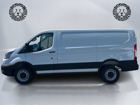 New 2026 Ford Transit 250 Low Roof RWD image 10