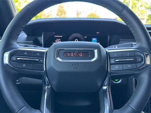 Used 2025 GMC Acadia Elevation image 23