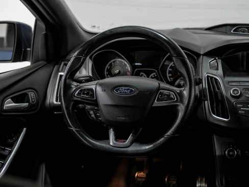 Used 2018 Ford Focus ST image 14
