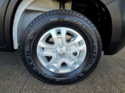 Used 2025 RAM ProMaster 2500 w/ Quick Order Package 22G SLT FWD image 28