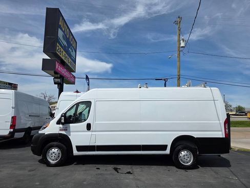 Used 2021 RAM ProMaster 3500 w/ Convenience Group image 4