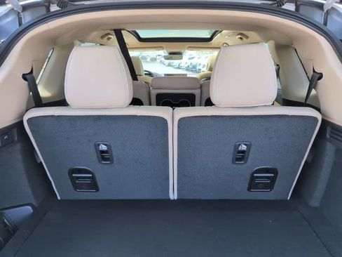 New 2026 Acura MDX w/ Advance Package AWD/4WD image 7