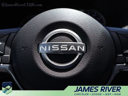 Used 2024 Nissan Sentra SV FWD image 26