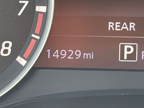 Used 2025 Nissan Frontier SV image 19