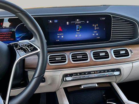 Certified 2025 Mercedes-Benz GLE 350 4MATIC image 7