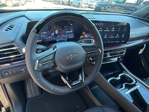 New 2027 Chevrolet Traverse RS FWD image 21
