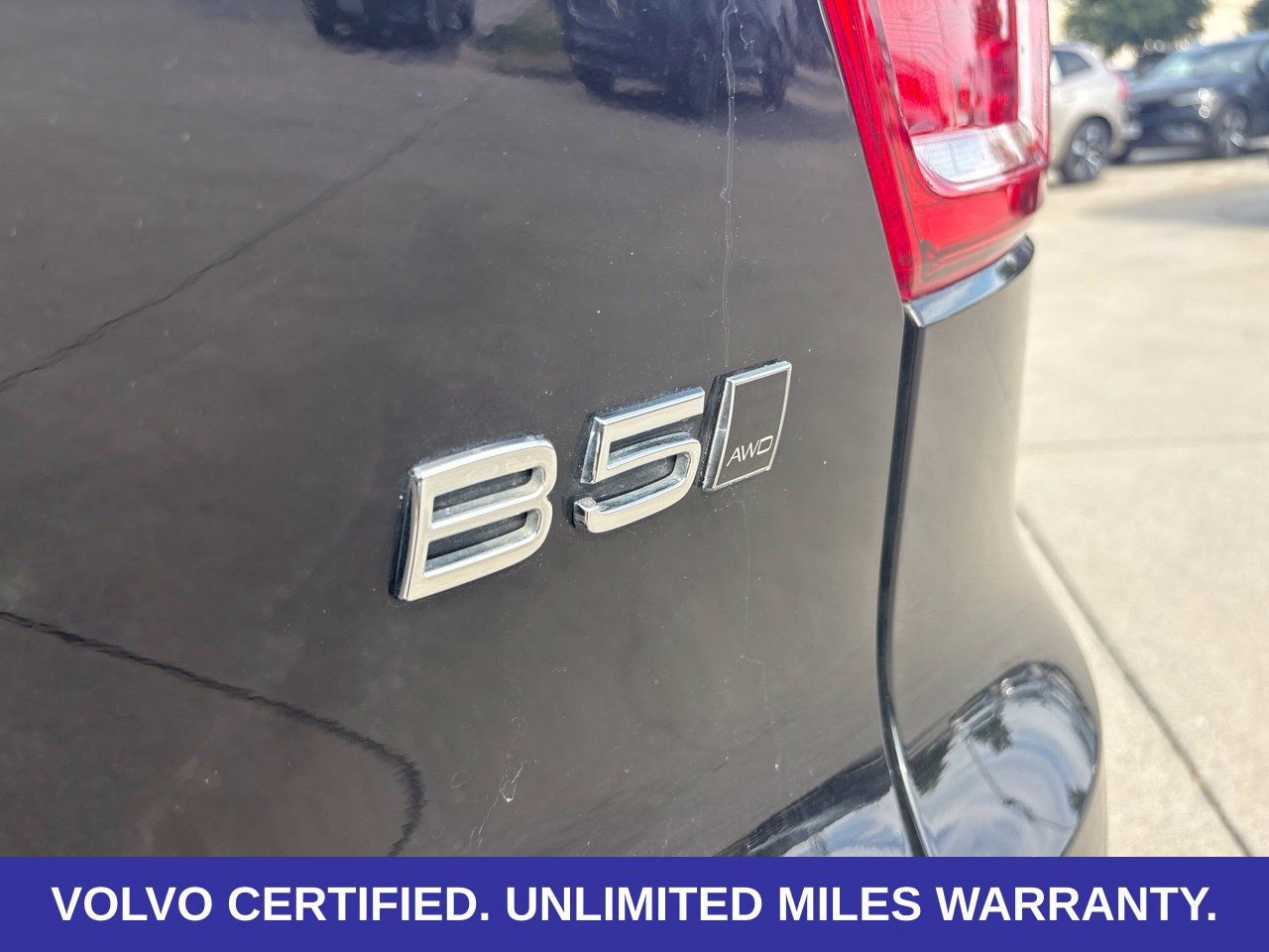 Used 2024 Volvo XC40 B5 Plus w/ Climate Package AWD/4WD image 11