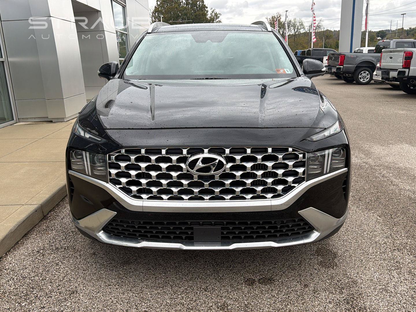 Used 2023 Hyundai Santa Fe Limited w/ Cargo Package AWD/4WD image 3