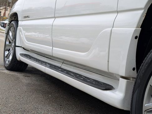 Used 2003 GMC Yukon XL Denali image 39