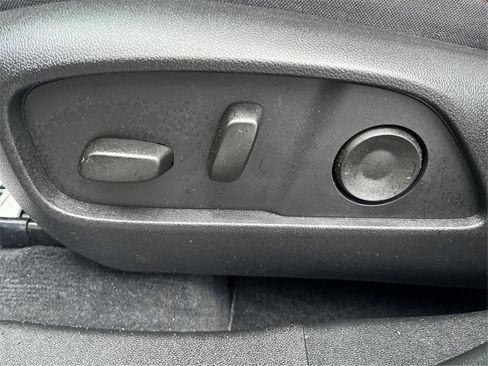 Used 2025 Chevrolet Equinox ACTIV w/ LPO, Floor Liner Package image 43