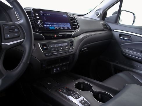 Used 2025 Honda Ridgeline RTL image 29