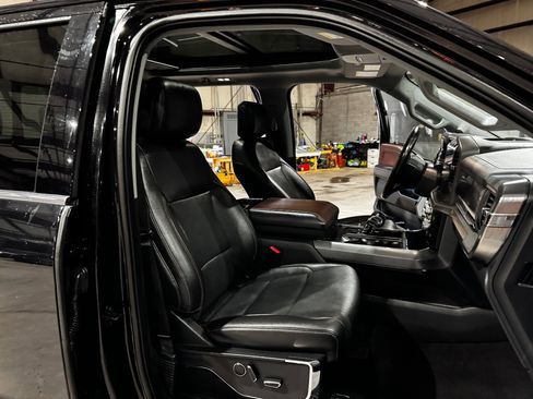 Used 2021 Ford F150 Lariat w/ Equipment Group 502A High image 27