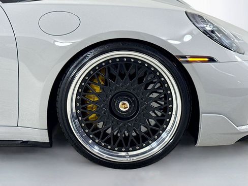 Used 2022 Porsche 911 Turbo S AWD/4WD image 37