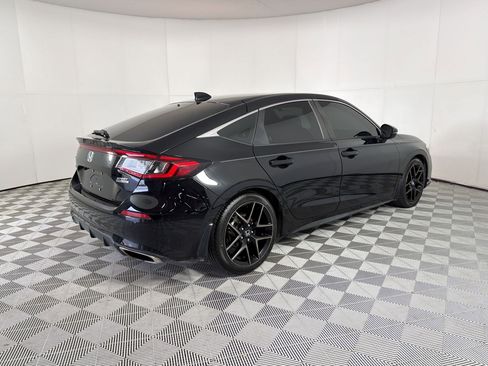 Certified 2024 Honda Civic Sport Touring image 9