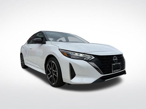 New 2025 Nissan Sentra SR w/ SR Premium Package image 7