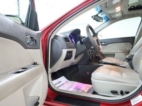 Used 2011 Ford Fusion SEL w/ 302A Rapid Spec Order Code image 9