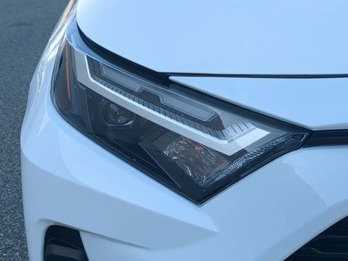 Certified 2024 Toyota RAV4 AWD Hybrid image 10