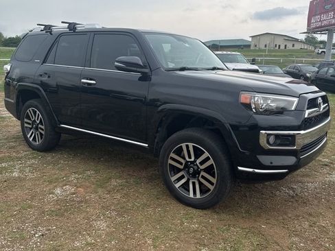 Used 2019 Toyota 4Runner Limited AWD/4WD image 3