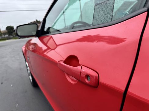 Used 2010 Ford Mustang Premium RWD image 16