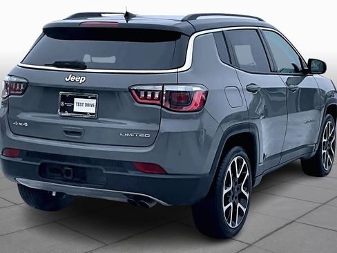 Used 2019 Jeep Compass Limited w/ Trailer Tow Group AWD/4WD image 14