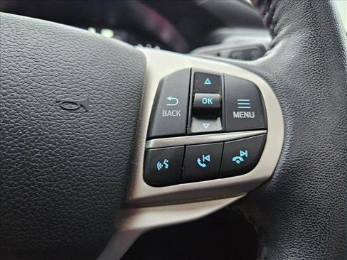 Used 2021 Ford Explorer XLT w/ Equipment Group 202A RWD image 26