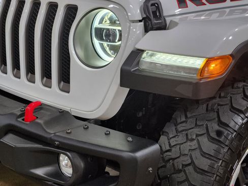 Used 2021 Jeep Wrangler Unlimited Rubicon AWD/4WD image 16