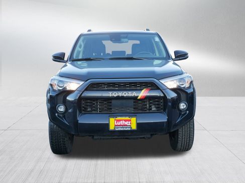Used 2023 Toyota 4Runner 40th Anniversary SE image 2
