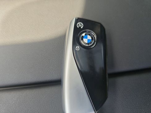 New 2026 BMW X7 xDrive40i w/ M Sport Package AWD/4WD image 36