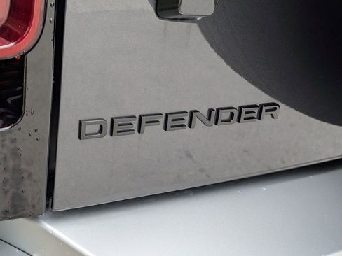 Used 2024 Land Rover Defender 130 S AWD/4WD image 39