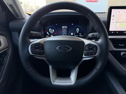 New 2026 Ford Explorer Active w/ Active Comfort Package RWD image 38